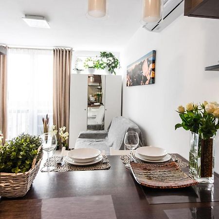 Alma Apartments Grzybowska Warszawa Eksteriør billede