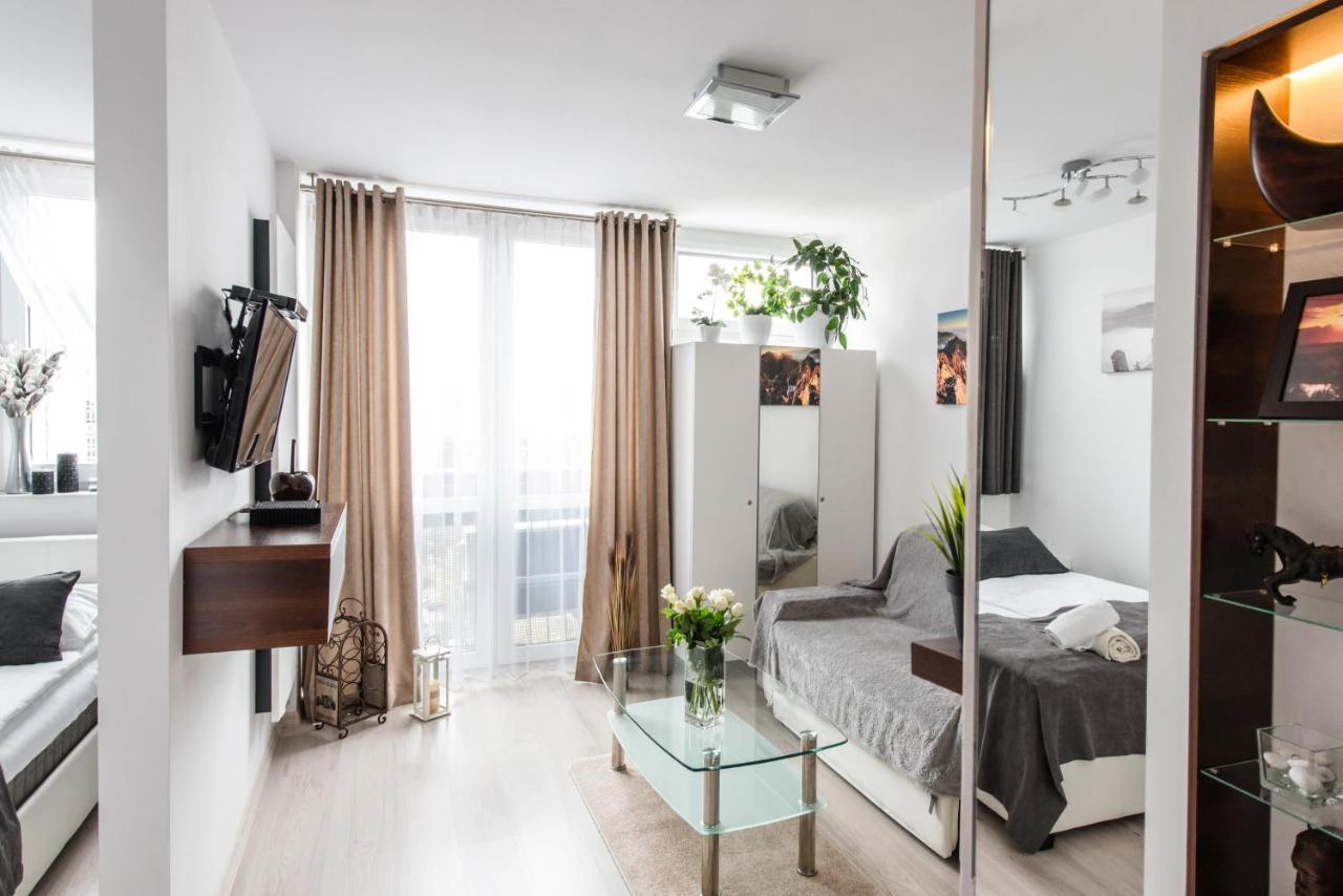 Alma Apartments Grzybowska Warszawa Eksteriør billede