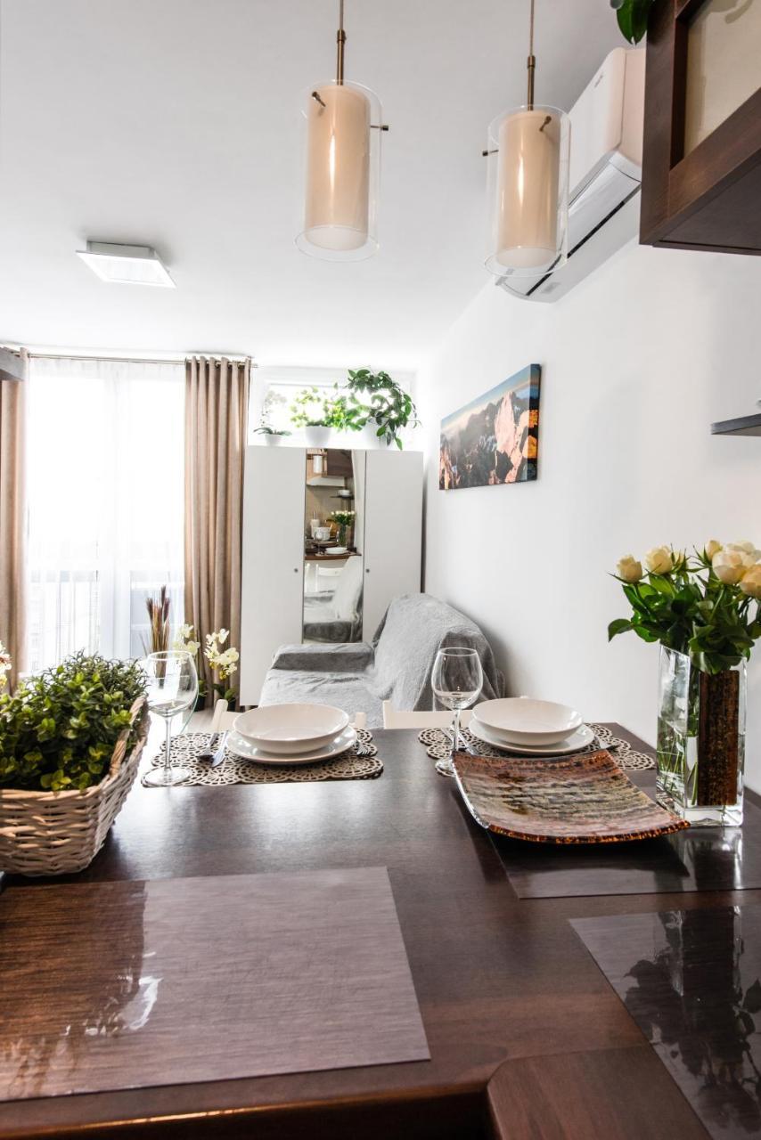 Alma Apartments Grzybowska Warszawa Eksteriør billede